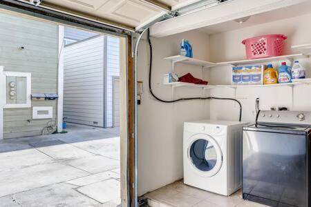 Awesome 3Br 2Bth 1 Block To Beach C2 Newport Beach Ngoại thất bức ảnh